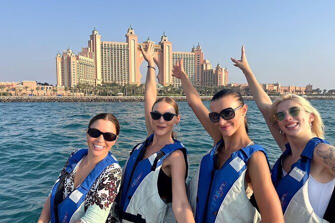 90 Minutes Speedboat Tour Dubai Marina, Burj Al Arab and Atlantis - Onboard Reality Check: Seats, Safety, and How Wet You’ll Get