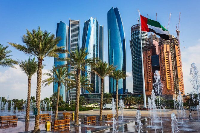 Abu Dhabi City Tour, Grand Mosque, Emirates Palace & The Louvre - Ferrari World Photo Stop: Great Photos, Limited Time, Know What You’re Getting