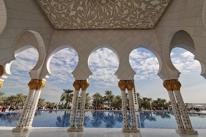 Abu Dhabi City Tour Including Ferrari World Tickets from Dubai - Capital Gate and the royal-photo loop