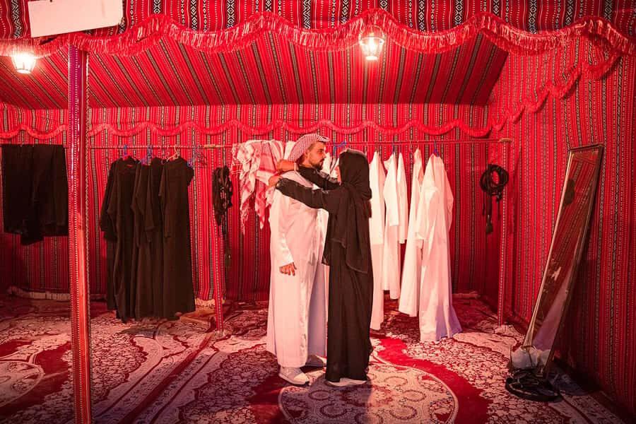 Abu Dhabi: Desert Safari with BBQ, Belly & Tannura Dance - Belly Dance vs. Tanoura: What to Expect From the Entertainment