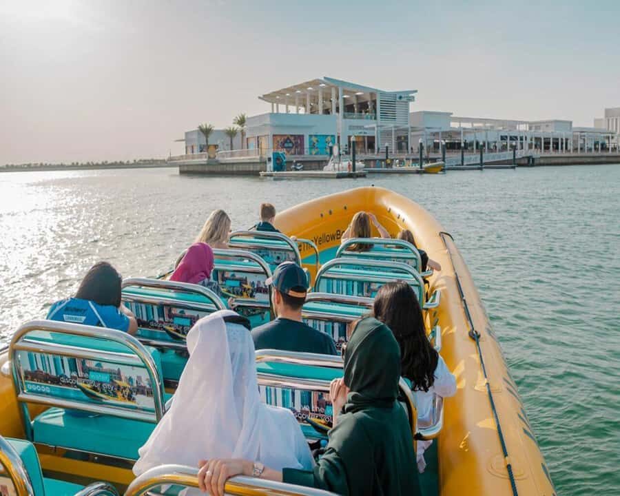 Abu Dhabi: Guided Speedboat Sightseeing Tour - The optional breakfast upgrade at Emirates Palace: when it makes sense