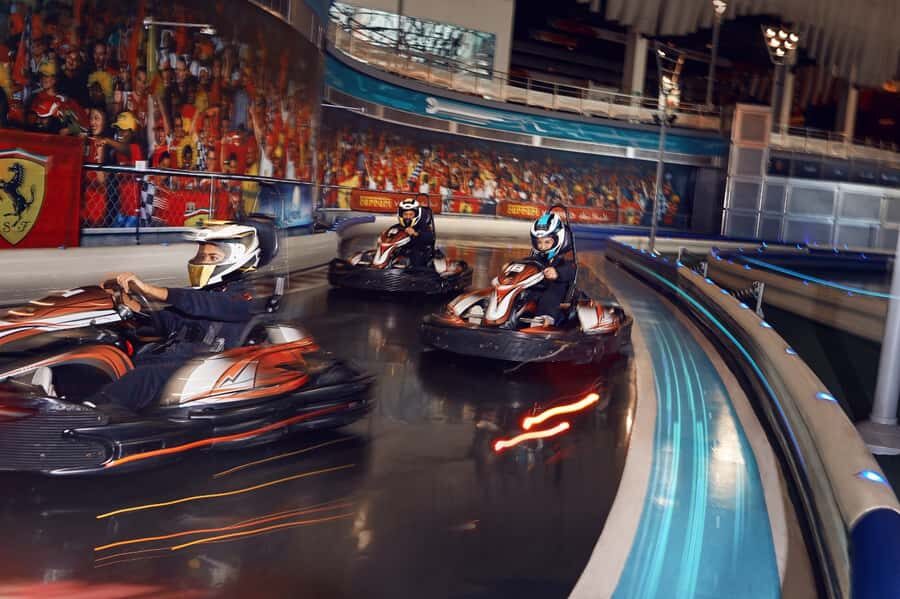 Abu Dhabi: Yas Island Multi-Park Entry Tickets - Yas Waterworld: The Escape From the Dry Heat