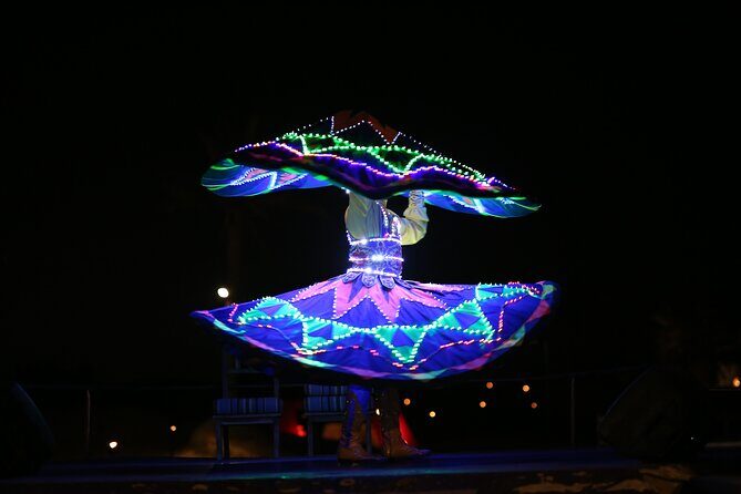 Desert Safari with Dune Bashing and Dinner In Dubai - Henna and Painting: Small Cultural Extras That Add Texture