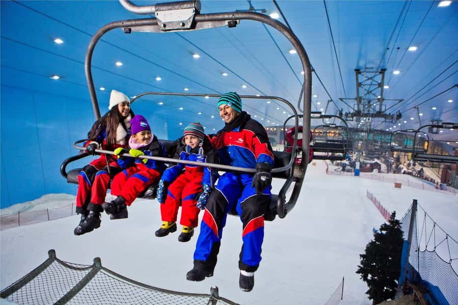 Dubai: 2-Hour or Full-Day Slope Session at Ski Dubai - Dubai winter, in one controlled indoor space