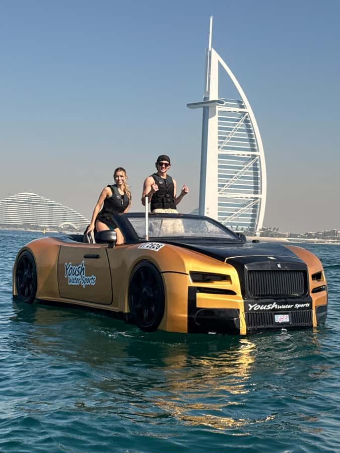 Dubai: 30-Minute Jet Car Tour of Burj Al Arab with Ice Cream - Speed Along the Palm and Past Sheik Island