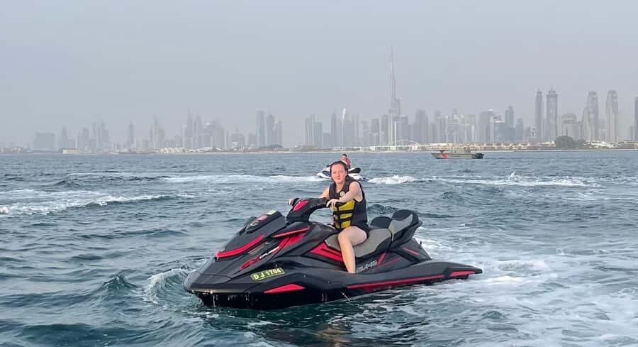 Dubai: 45-Minute Jet Ski Ride - Jetskiing Dubai from open water: why it works