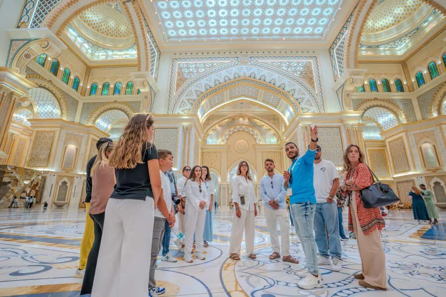 Dubai: Abu Dhabi Day-Trip Grand Mosque, Royal Palace & Lunch - Qasr Al Watan Palace: what you can see without an indoor guide