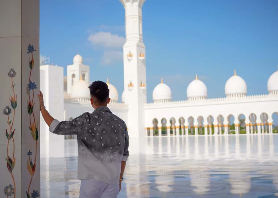 Dubai: Abu Dhabi Day-Trip Grand Mosque, Royal Palace & Lunch - Is $99 worth it for a 9–10 hour highlights day?