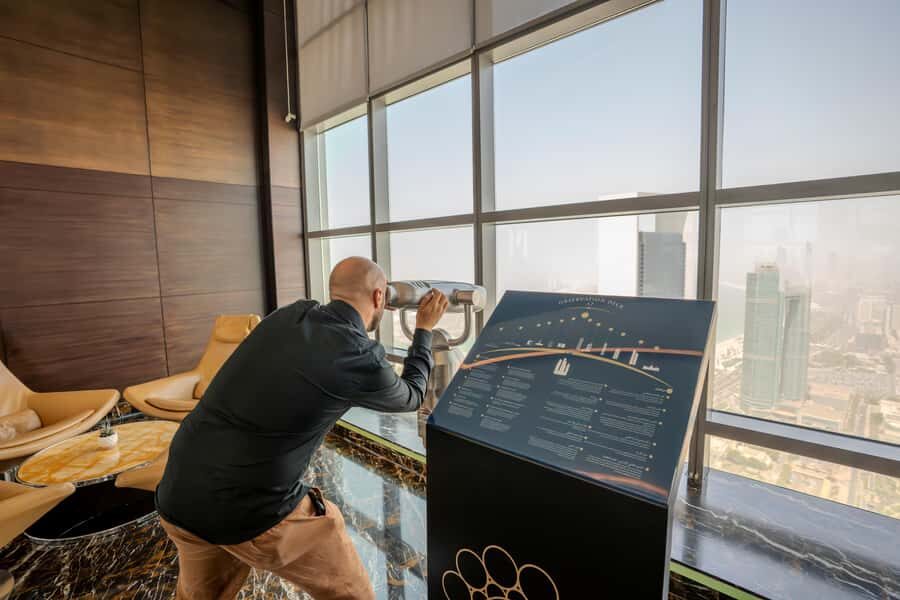 Dubai: Abu Dhabi Day-Trip Grand Mosque, Royal Palace & Lunch - Sheikh Zayed Grand Mosque: how to enjoy the marble and the rules