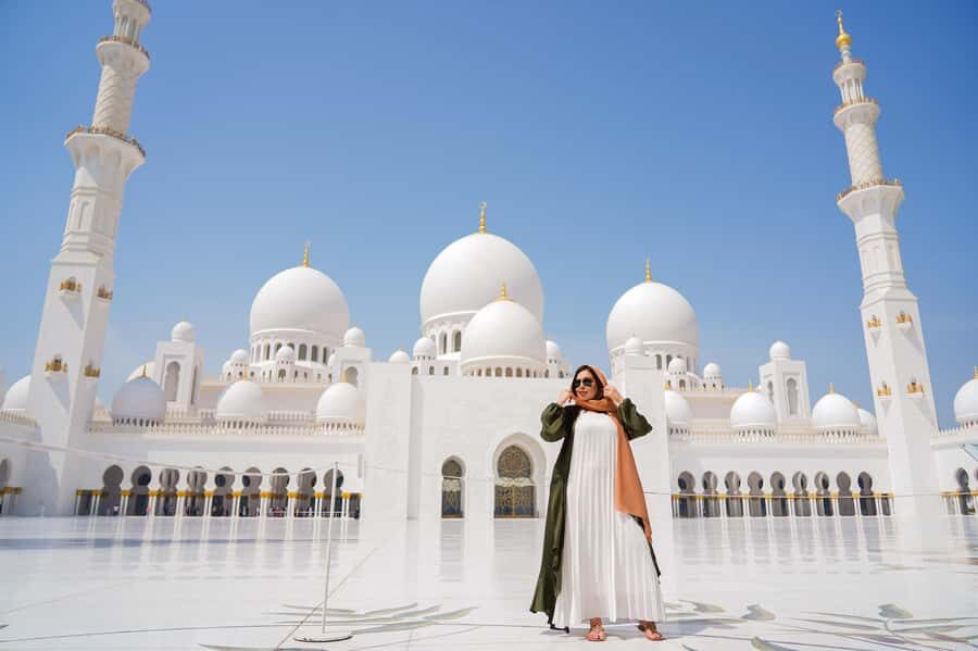 Dubai: Abu Dhabi Grand Mosque, Palace, and Heritage Village - Qasr Al Watan Palace: presidential halls, gardens, and impressive craftsmanship