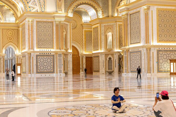 Dubai: Abu Dhabi Trip with Lunch at Al Khayma Heritage Restaurant - Should you book this Abu Dhabi day trip with lunch?