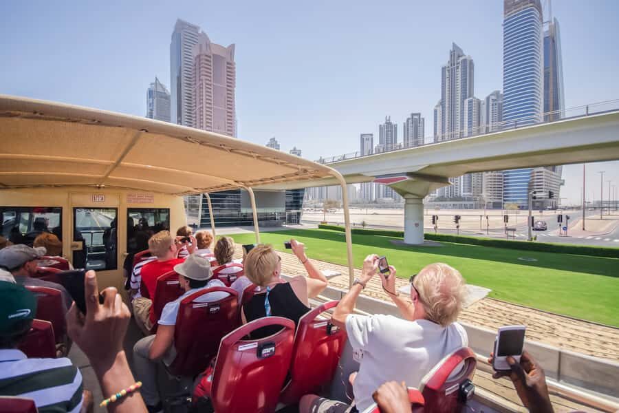 Dubai: Big Bus Hop-On Hop-Off Tour & Optional Dhow Cruise - The dhow cruise: what it adds (and how the pizza deal works)