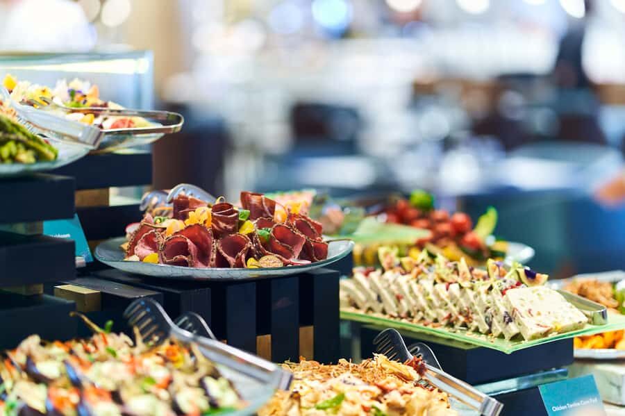 Dubai: Buffet Dinner at Saffron in Atlantis the Palm - Saffron at Atlantis the Palm: why this buffet feels like an event