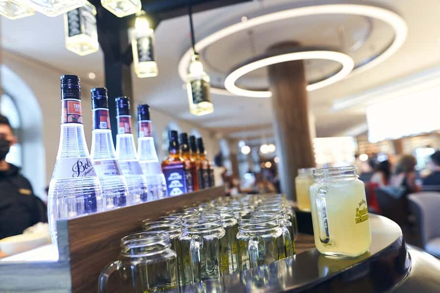 Dubai: Buffet Dinner at Saffron in Atlantis the Palm - Price and value: is $69 worth it in Dubai terms?