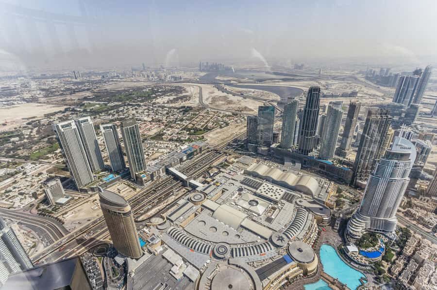 Dubai: Burj Khalifa Sky Level 148, 124, & 125 Entry Ticket - Dubai Fountain Timing: Best Spots Come From Early Planning