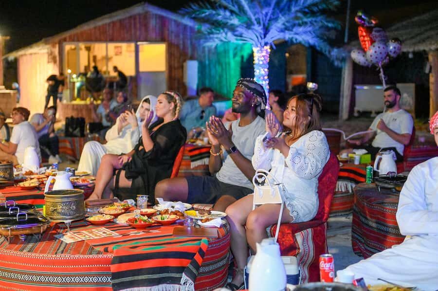 Dubai: Desert Safari with BBQ Dinner & Quad Biking Options - Choosing between the 4-hour rush and the 7-hour full evening