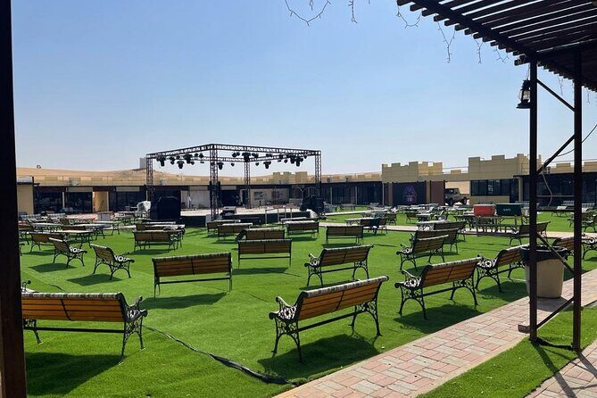 Dubai Evening Desert Safari With Transfers Dune Bashing & Dinner - BBQ buffet dinner under the stars: food value and what to expect