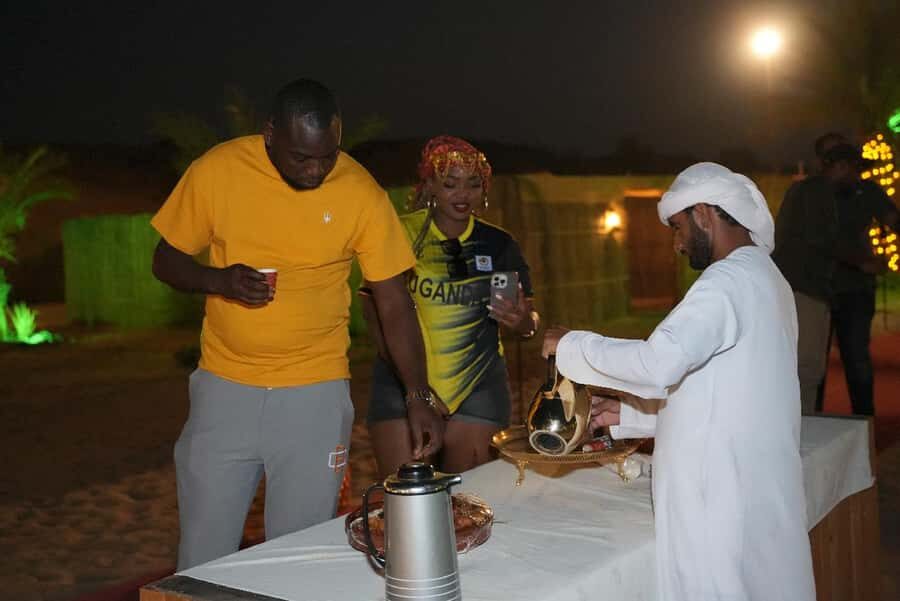 Dubai: Experience 60 Minutes Quad bike & BBQ Dinner - The guide and the photo moments: why names keep repeating