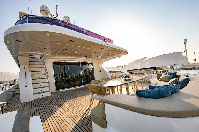 Dubai Harbour Super Yacht Experience with gourmet & Drinks - Group size and logistics: why 75 people feels manageable