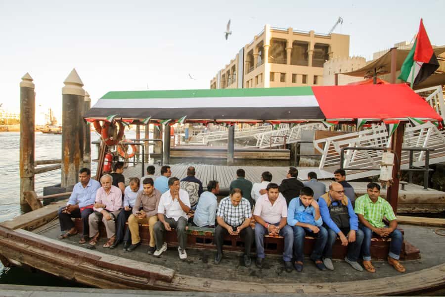 Dubai: Historic City Highlights Day Trip - Al Bastakiya / Al Seef: stepping into older lanes