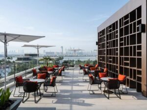 Dubai: Luxury Dinner Buffet at Gastronomy Atlantis The Royal - The buffet layout: how to eat your way through 17 live stations