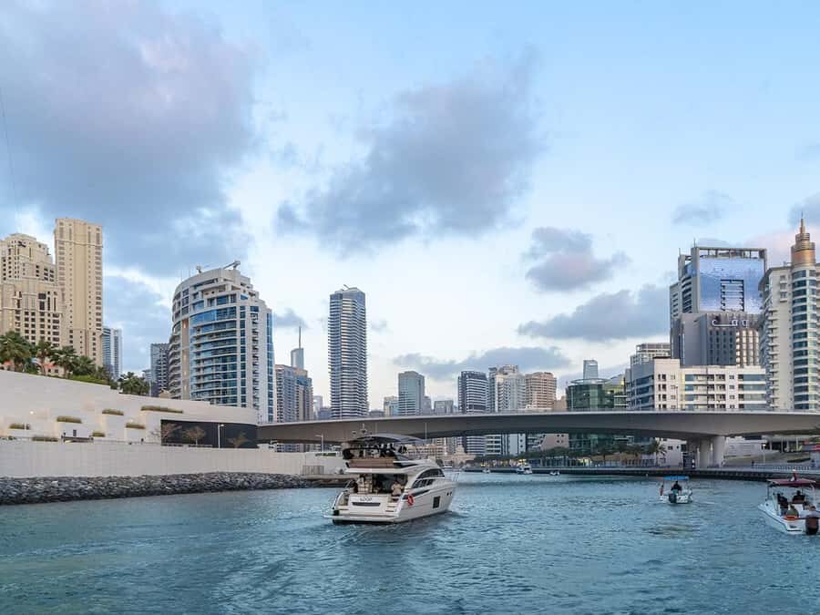 Dubai: Luxury Sunset Yacht Tour with Snacks and Drinks - Route Rundown: Each Stop and What It’s Best For