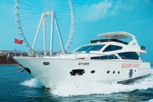 Dubai Marina 1hr Yacht tour with Drinks - Meeting up at Xclusive Yachts (Al Hubob St)