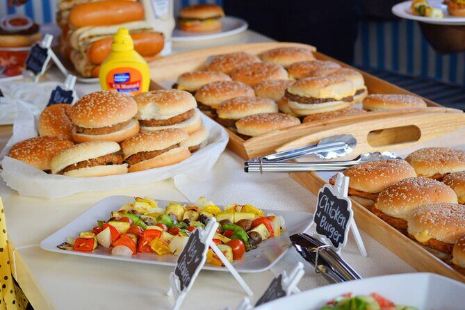 Dubai Marina Yacht Tour with Optional Breakfast or BBQ - Palm Jumeirah: where your eyes should go (and up)