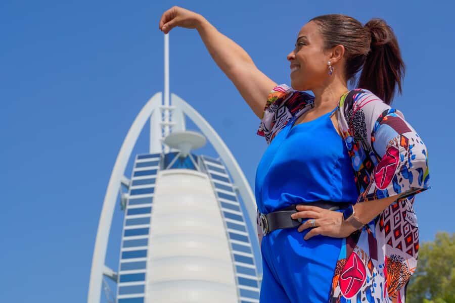 Dubai: Old & Modern Guided Half-Day City Tour - Al Khayma Heritage House and restaurant pause: coffee, tea, and a cultural break