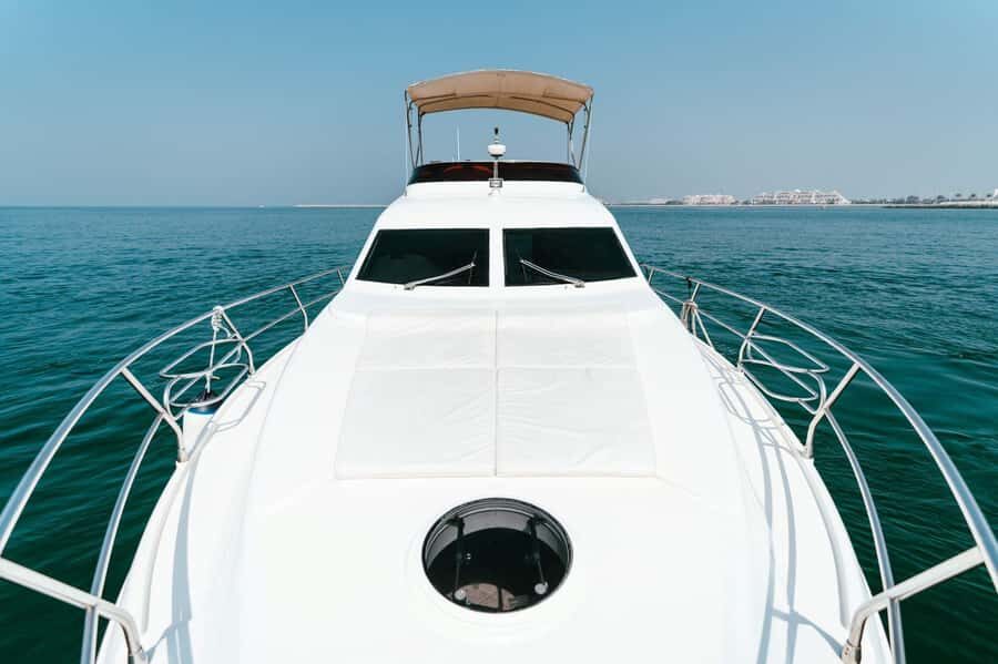Dubai: Private Luxury Yacht Tour on a 50-Foot Yacht - Price and group value: how $310 can feel low