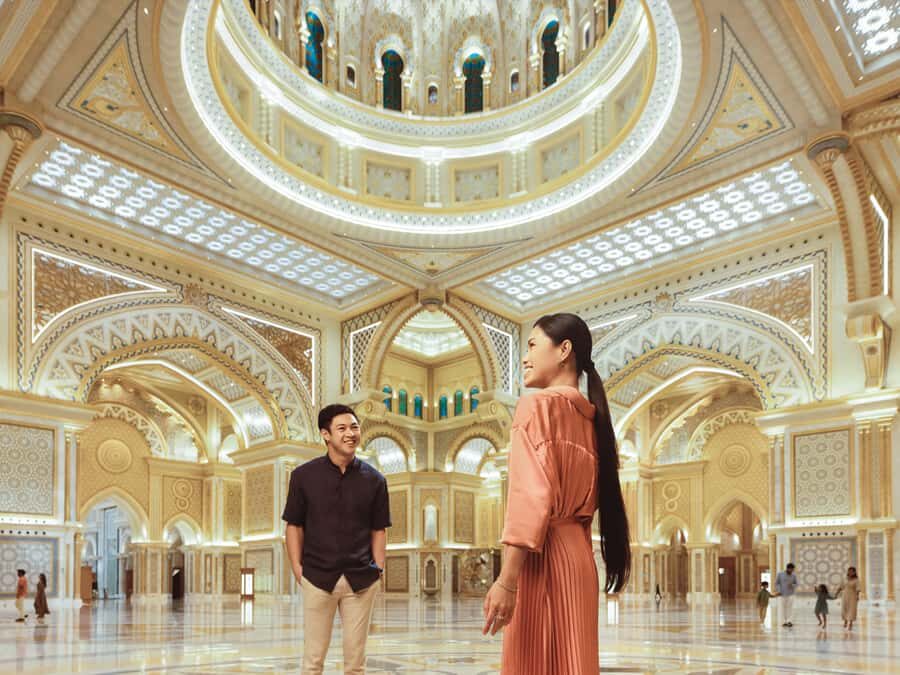 Dubai: Sheikh Zayed Mosque & Qasr Al Watan Tour with Pickup - Should you book this tour?