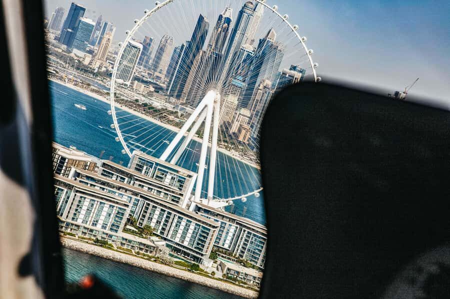 Dubai: Sightseeing Helicopter Ride from The Palm - Headset narration: English live tour that helps you look smarter