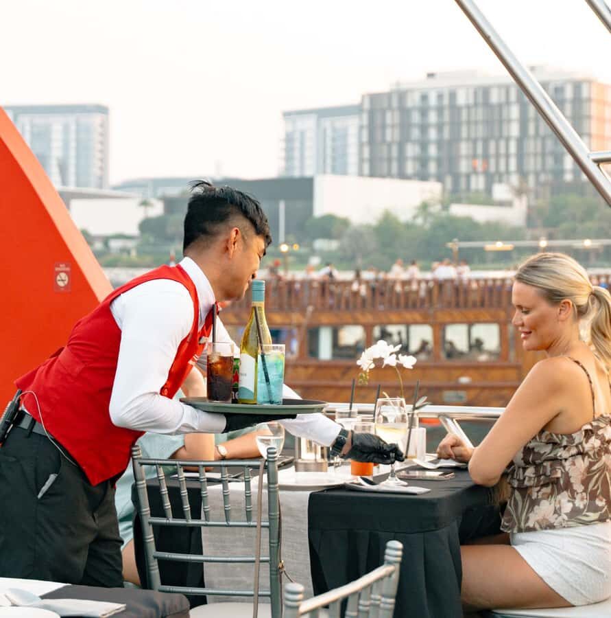Dubai: Sunset or Dinner Cruise with Live Music & Open Bar - Who this cruise suits best (and who should skip it)
