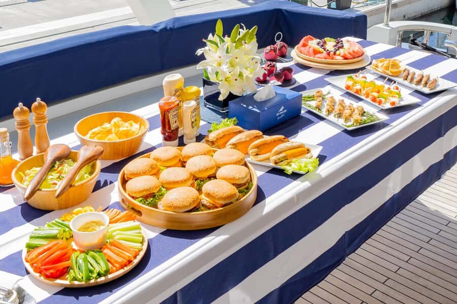 Dubai: The Luxury Yacht Tour with Live BBQ Option - Should You Book This Dubai Luxury Yacht Tour with BBQ Option?