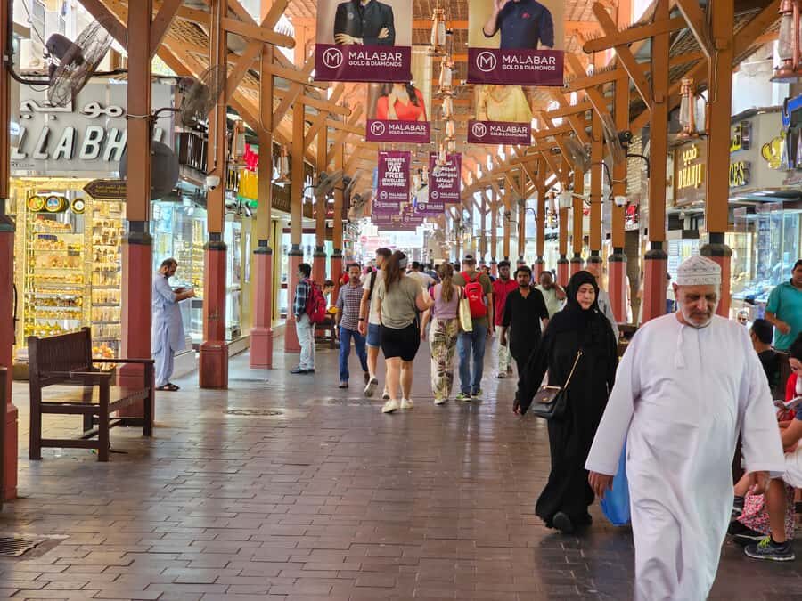 Dubai: Top 15 Must-See Dubai Sightseeing Tour in a SUV/VAN - Gold Souq and Spice Souq: Shopping With Stories