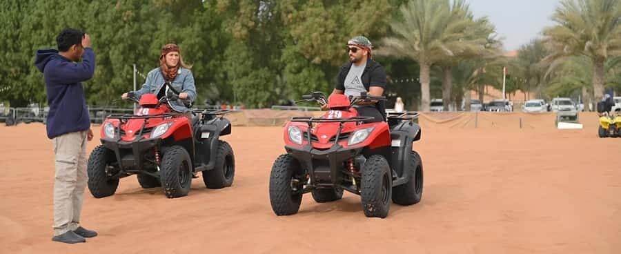 Dubai: Tour with BBQ Dinner, Camel Ride, & Traditional Show - Tips to make the desert evening easier (and better photos)