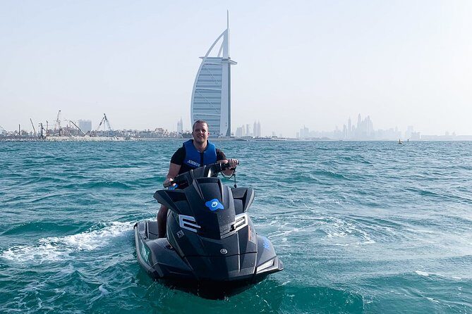 Fastest Jet Ski with Dubai Skyline, Burj Al Arab Views and Juice - Guides by name: what kind of service you can expect