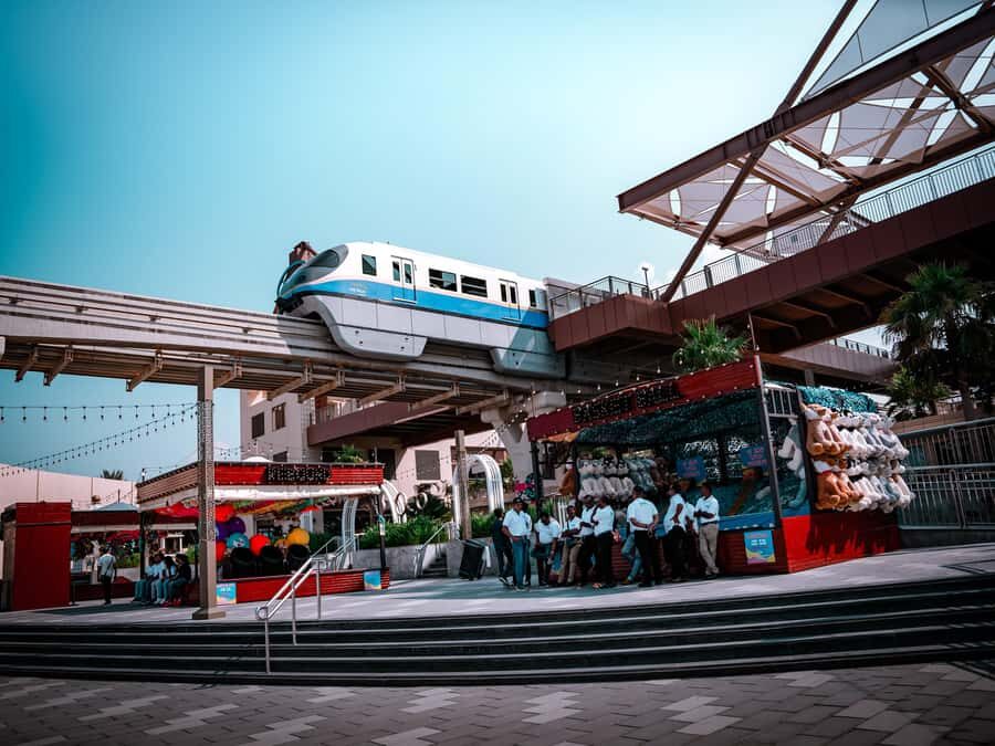 From Abu Dhabi: Dubai Full-Day Sightseeing Tour - First: Getting From Abu Dhabi to Dubai Without Making It a Project