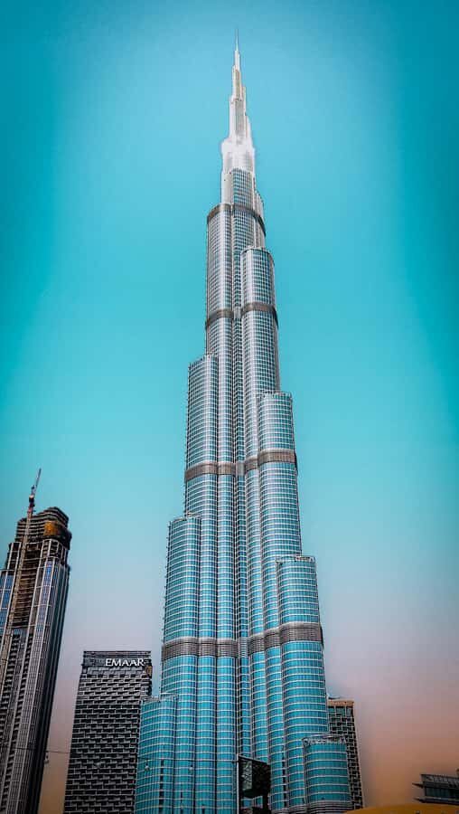 From Abu Dhabi: Dubai Full-Day Sightseeing Tour - Dubai Mall Break and the Burj Khalifa Outside View: Big Wow, Short Window