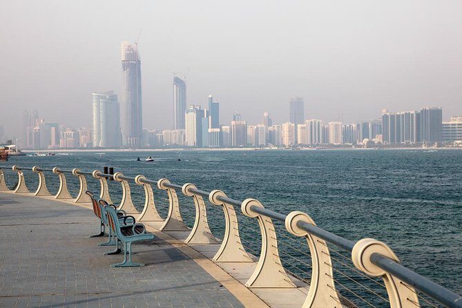 From Dubai: Abu Dhabi City Sightseeing & Sheikh Zayed Mosque - A Day Trip From Dubai That Actually Feels Manageable