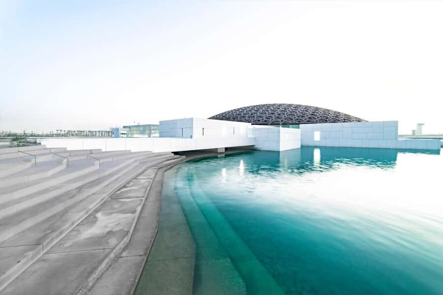 From Dubai: Abu Dhabi Essentials Tour with Optional Lunch - Emirates Palace and Royal Palaces: Big Royal Photos, Short Time