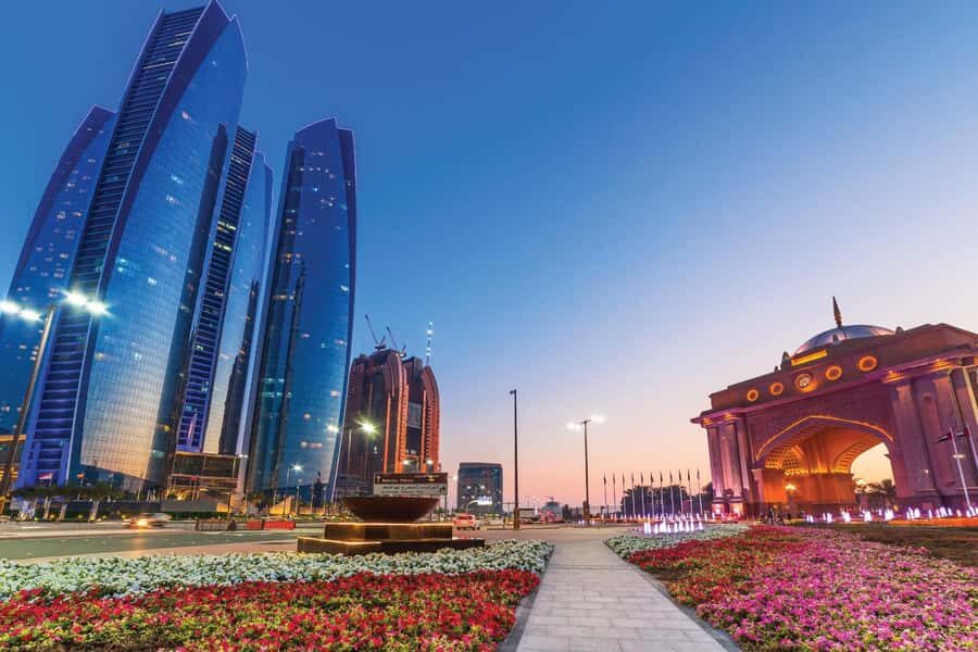 From Dubai: Abu Dhabi Essentials Tour with Optional Lunch - Price and Value: Why $57 Can Work (or Not)