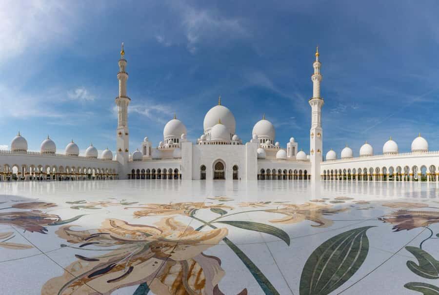 From Dubai: Abu Dhabi Grand Mosque & Louvre Museum Full-Day - Should you book from Dubai?