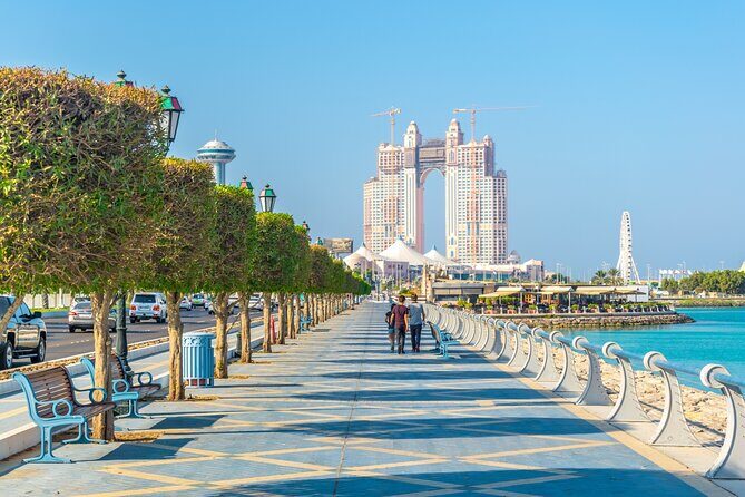 From Dubai To Abu Dhabi: Royal Palace, Grand Mosque &Etihad Tower - Marina Mall: Lunch on Your Own, but You’re Given Time to Reset