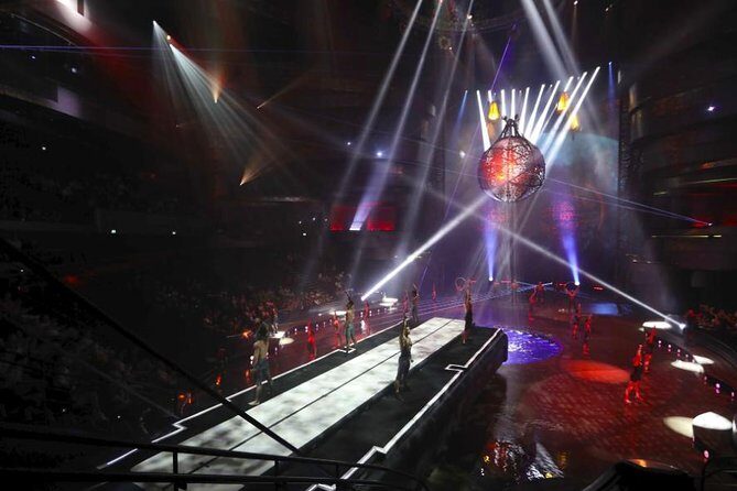 La Perle by Dragone Show Tickets Dubai - The show itself: theatre + acrobatics + water stunts in a tight 90 minutes