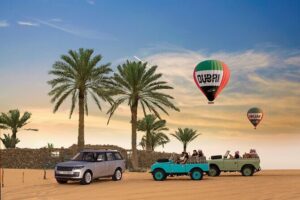 Luxury Hot Air Balloon, Land Rover Defender & Michelin Breakfast - Balloon Flight Details: Safety, Space, and the Pilot’s View