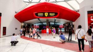 Private Abu Dhabi City Tour with Pick up from Dubai or Abu Dhabi - Emirates Heritage Village: A Quick, Tangible Slice of Local Life