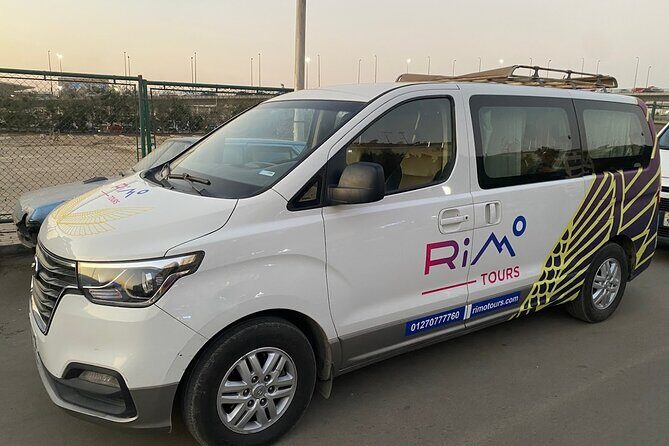 Private Dubai Airport Arrival/Departure Transfer to Dubai City - Timing your arrival and departure for the smoothest pickup