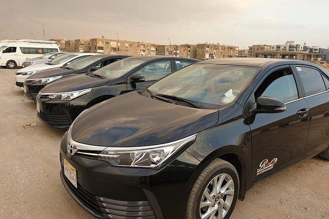 Private Dubai Airport Transfer DXB to Dubai City - The ride: sedan for small groups, minivan for families