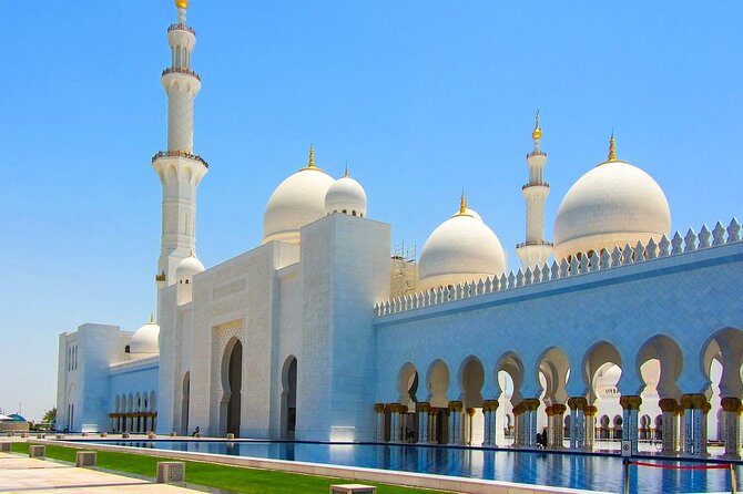 Small Group Abu Dhabi City and Sightseeing Tour From Dubai - Heritage Village and the Date Market: Time for Local Texture
